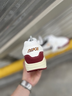 Nike Air Max 1 ‘87 en internet