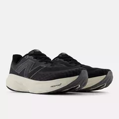 TENIS MASCULINO NEW BALANCE M1080P14 na internet