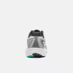 TENIS MASCULINO NEW BALANCE FRESH 680V8