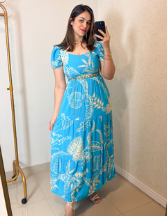 Vestido Bia Longo em Viscolinho com Estampa Tropical e Elegância na internet