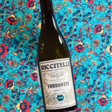 Riccitelli Wines, Old Vines from Patagonia, Torrontés. caja x 6 botellas
