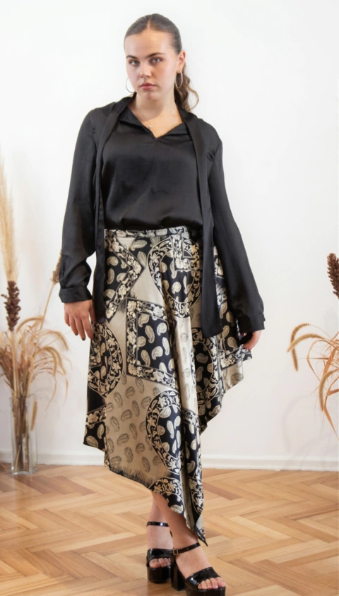"Seda en Sombra" - Pollera Pañuelo - comprar online