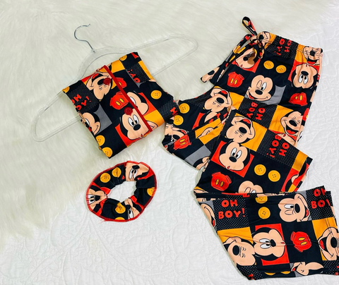 Pijama Americano Mickey Calça e Manga Curta