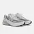 New Balance 990 - Bege/Cinza - BySneakers