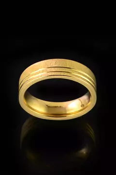 Aliança 6mm Escovada Com Dois Frisos Banhada A Ouro 18k