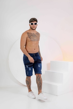 Bermuda Jeans Masculina Destroyed: Autenticidade Denim