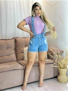 Conforto e Estilo em um Só Look: Salopete Jeans Feminina na internet