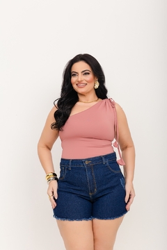 Short Plus Size Cintura alta, ajuste regular com Botão e zíper frontal Alta resistência e conforto - Da Luz Moda