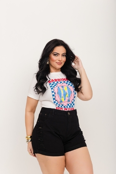 Short jeans Feminino Plus Size Cintura alta, ajuste regular. - comprar online