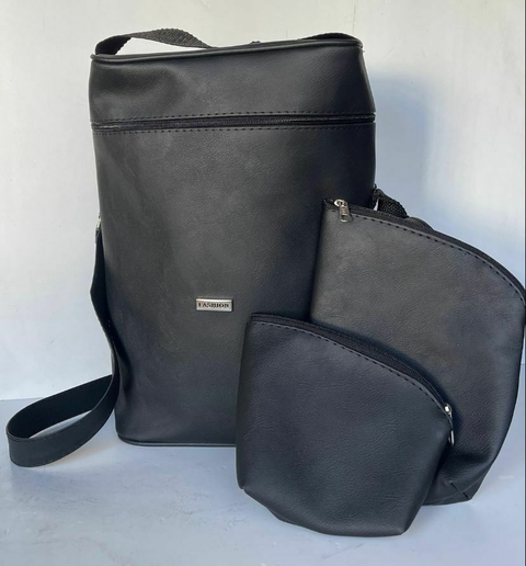 Combo Matero en Cuerina – Elegancia y Practicidad en Color Negro/Suela - comprar online