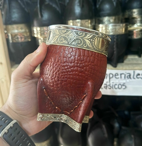 Mate Imperial Croco con Base de Alpaca – Estilo y Tradición
