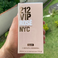Imagem do 212 Vip Rosé Elixir - Carolina Herrera + Brinde Exclusivo
