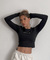 Remera térmica crop top con pasadedos / LIFT LIFE - comprar online