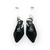 Scarpin slingback feminino preto com brilho, salto fino de 5cm.