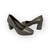 Scarpin feminino Dumond cinza em couro com salto bloco de 6cm e bico quadrado