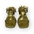 Tamanco feminino dourado metalizado em couro com design exclusivo cut-out e salto bloco de 4 cm, visto de frente