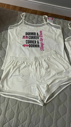 Pijama Dormir & Correr - comprar online