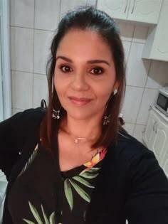 Mariana, 45 anos (São Paulo)