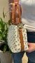 Bolsa Clara – Design atemporal, estampa monograma e duas formas de uso - Valeska Milani