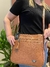 Bolsa Anelise em Couro Legítimo – Estilo Carteiro com Versatilidade - loja online