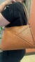 Bolsa Brenda – Bolsa de Ombro Clássica com Toque Moderno - comprar online