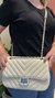Bolsa Denise – Elegância Clássica com Toque Moderno na internet