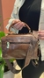 Bolsa Yasmin – Leve, Despojada e Perfeita para Looks com Atitude - comprar online