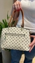 Bolsa Clara – Design atemporal, estampa monograma e duas formas de uso - loja online