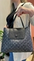 Bolsa Simone – Estilo clássico com identidade única na internet