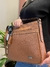 Imagem do Bolsa Anelise em Couro Legítimo – Estilo Carteiro com Versatilidade