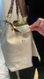 Bolsa Lívia – Design amplo e funcional para sua rotina com estilo
