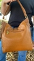 Bolsa Antonella – Modelo Saco com Design Moderno e Espaçoso na internet