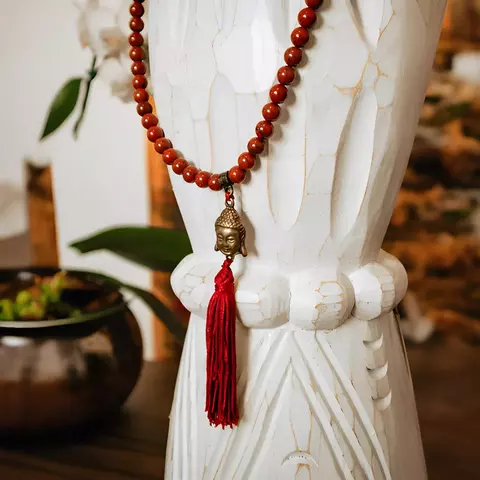 Japamala de Jaspe Vermelho com Buda na Ponta – 108 Contas | Proteção e Poder Espiritual