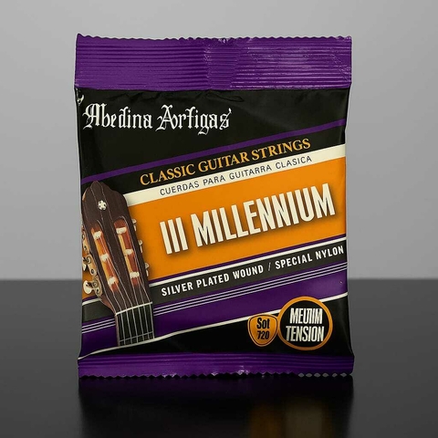 Encordado Guitarra Criolla Milenium 720 Medium Nylon Negro - comprar online