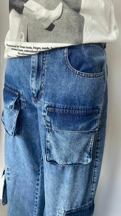 Calça Jeans Cargo Azul na internet