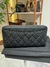 Chanel - Carteira Zipped Wallet Caviar Quilted 19.5Cm na internet