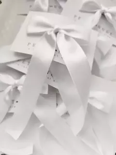 Moño comunión blanco con pinza - Petit Nude por Mayor