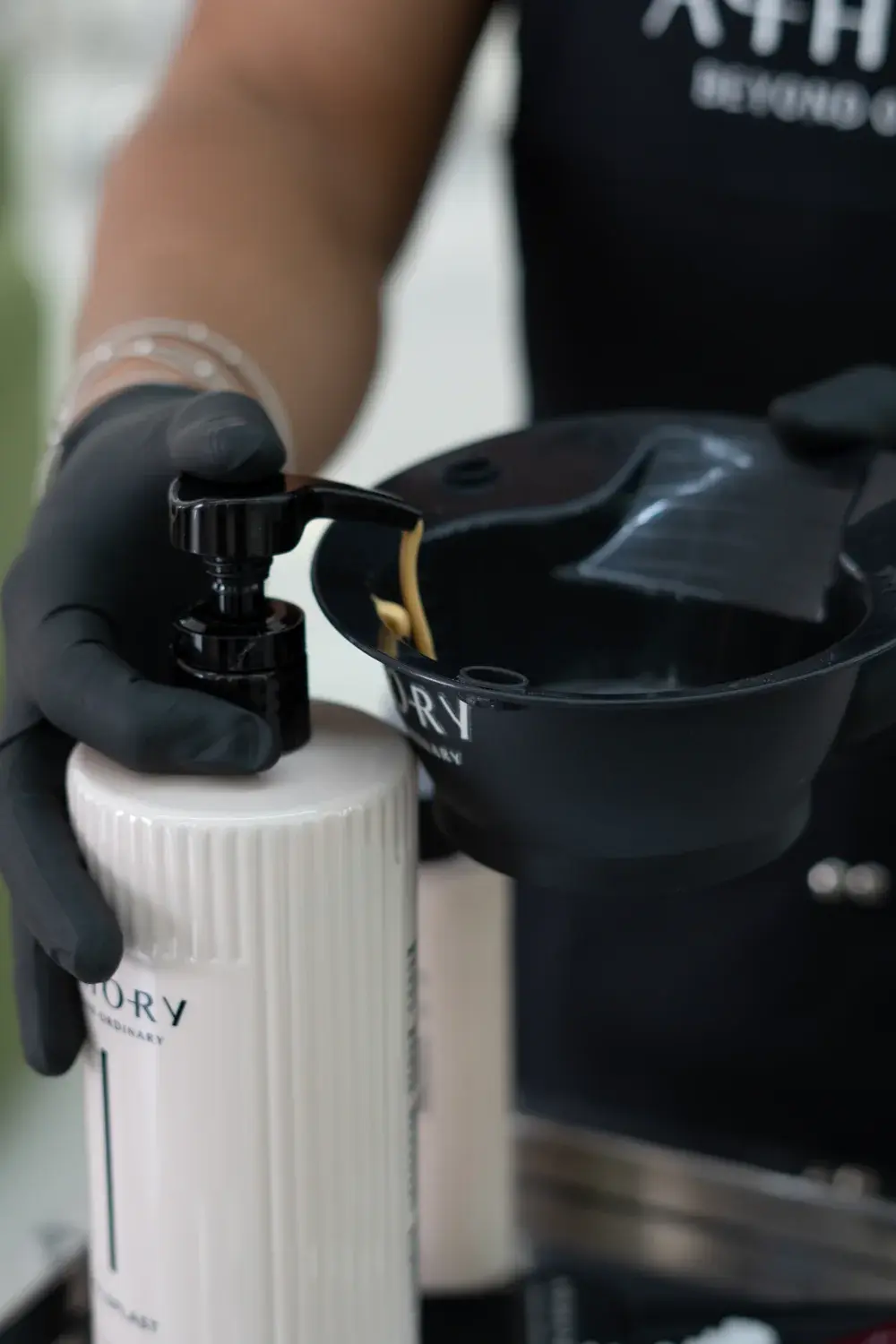 Goldplast real dosado pelo mecanismo do pump em cumbuca Aphory