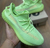 Yeezy Verde na internet