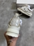 Louis Vuitton Skate Bege