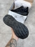 New Balance 1080 All Black na internet
