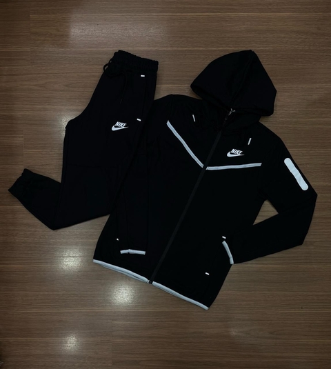 Conjunto Nike Tech Fleece