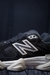 Tênis New Balance 9060 – Preto com Off-White e Detalhes Cinza - loja online