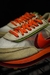 Tênis CLOT x Sacai x Nike LDWaffle - Net Orange Blaze - Bege Claro com Laranja e Vermelho Intenso - loja online