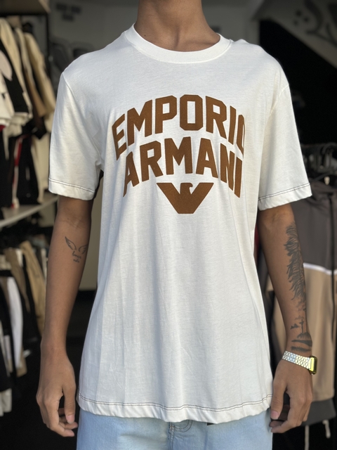 Camiseta Premium Armani Creme e Marrom - comprar online