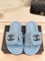 Chinelo Chanel na internet