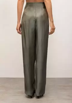 Imagem do Calça Cenoura Seda Prata IO