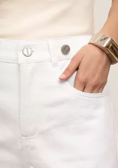 Calça Wide Branca IO na internet