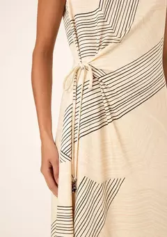 Vestido MV Solto Decot V Manga Curta - comprar online