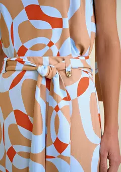 Imagem do Saia Midi Clochard Off/Preto